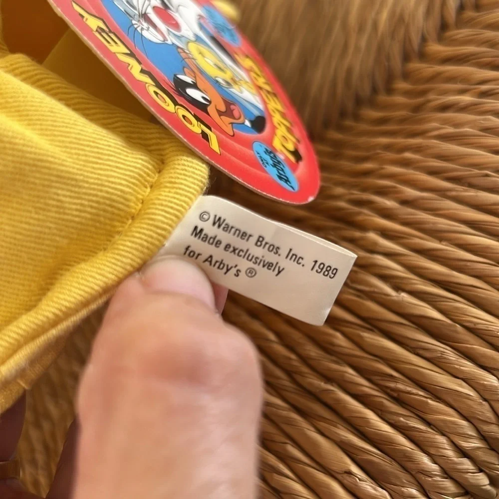 Vintage Plush 1989 Tweety Bird Hat (youth size)